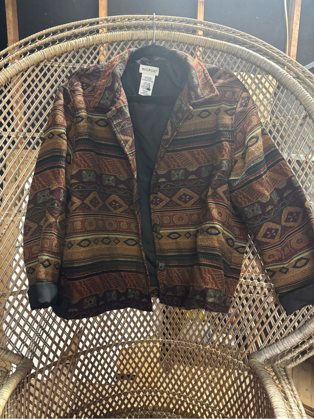 White Stag Vintage-Burgundy, Olive & Gold Patterned Jacket